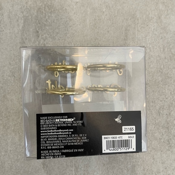 Christmas Napkin Rings Set Of 4 Gold Jolly Merry Peace Bright Bee & Willow NEW - Picture 7 of 8